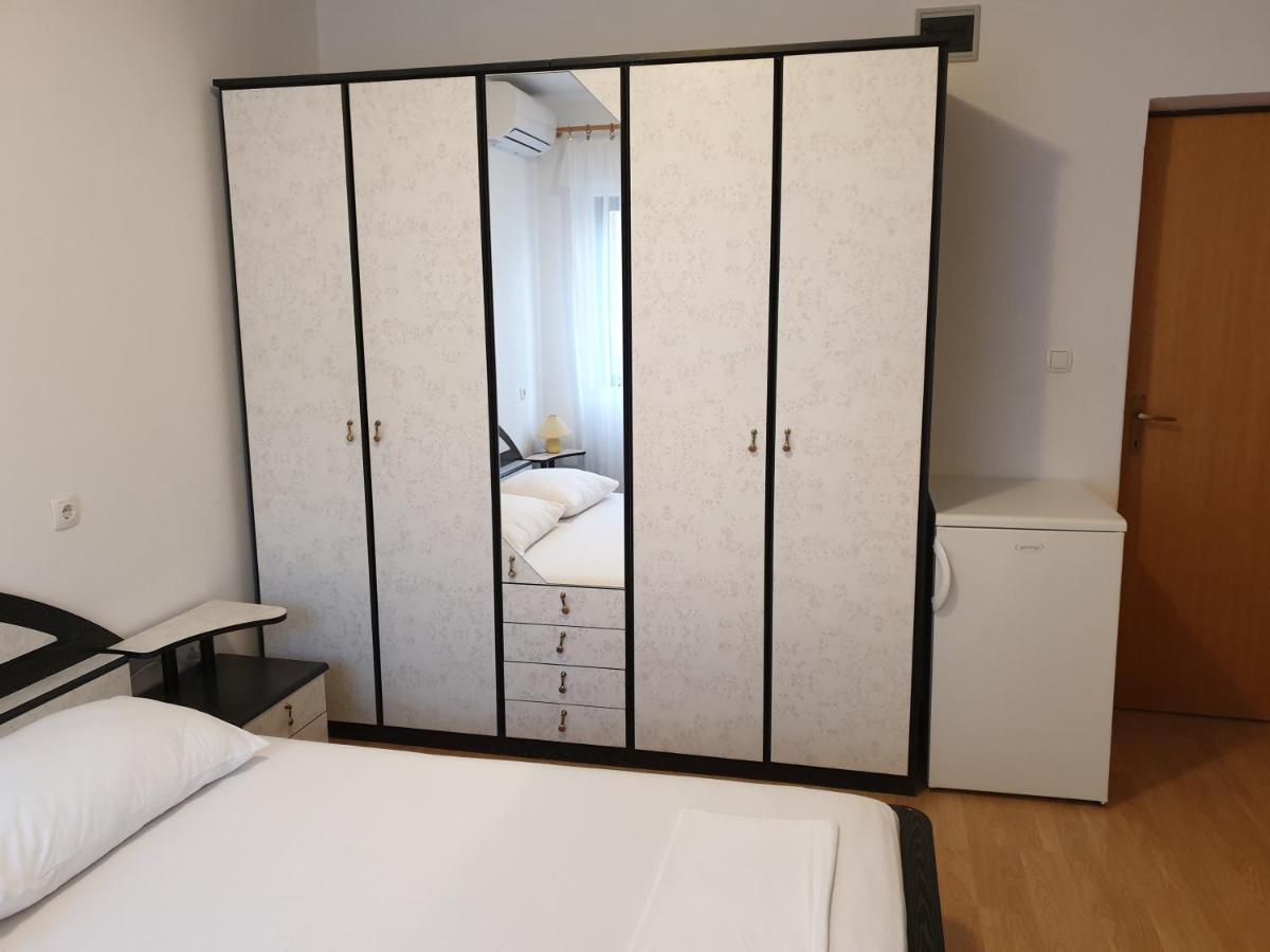 Triple Room Metajna 4120F Екстер'єр фото